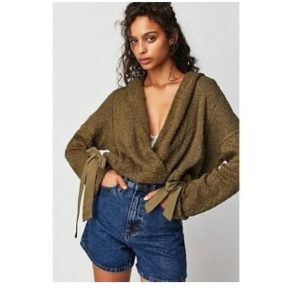 Free People Cropped Cotton-Blend Wrap Sweater with Side Ties Size Medium - Picture 1 of 10